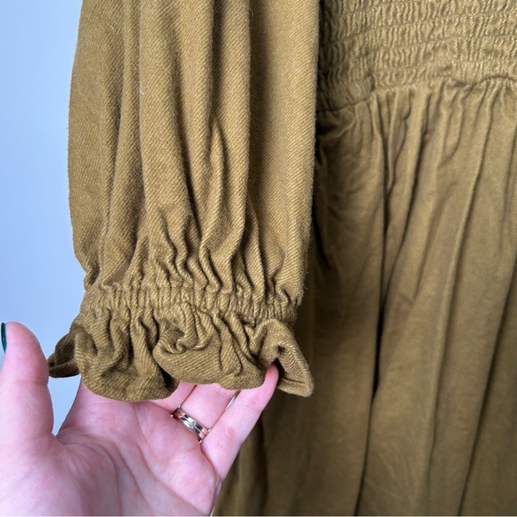 Madewell Flannel Lucie V-Neck Smocked Mini Dress in Weathered Olive - Picture 5 of 8